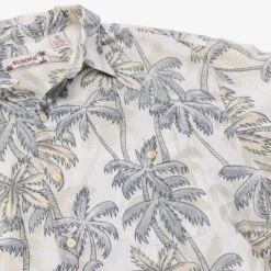 'Summa' Hawaiian Shirt -Carhartt || Harley Davidson Shop IMG 5704 cut ecd03a10 329a 4b37 b0d8 2478f47174db